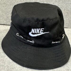 Nike Bucket Hat